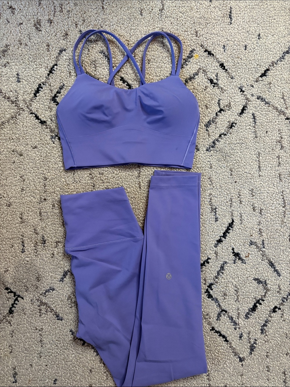 Lululemon set size 4